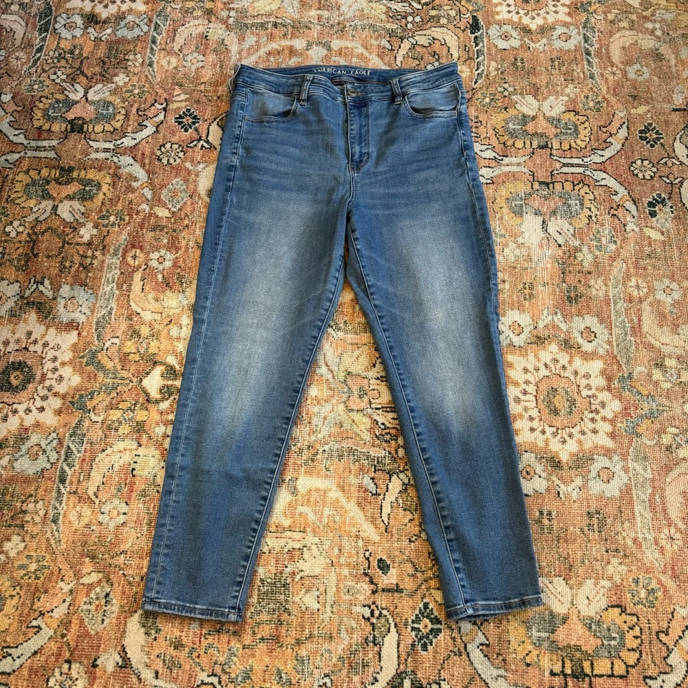 American Eagle Hi-Rise Jegging